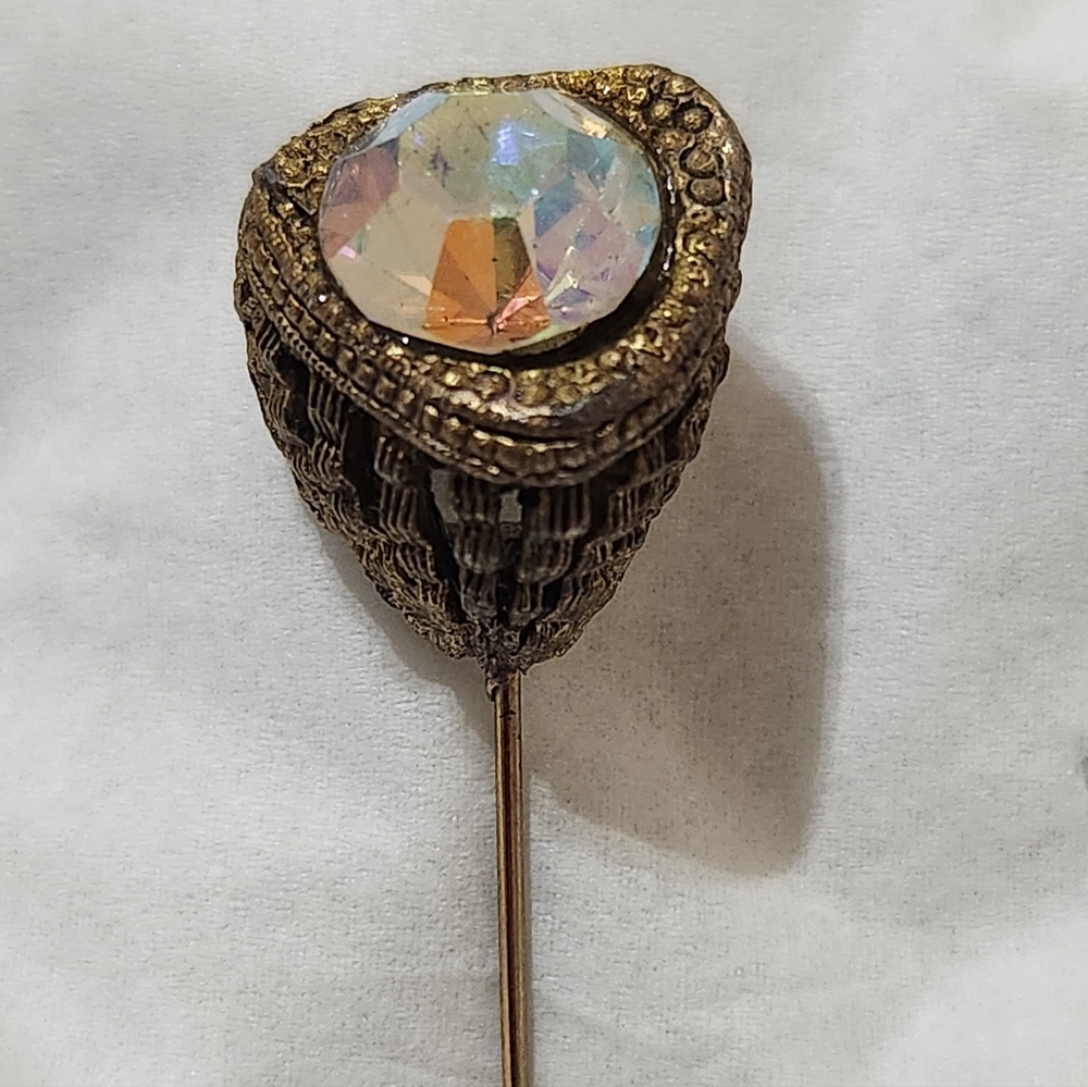 Billard Aurora Borealis Rhinestone Vintage Stick Pin